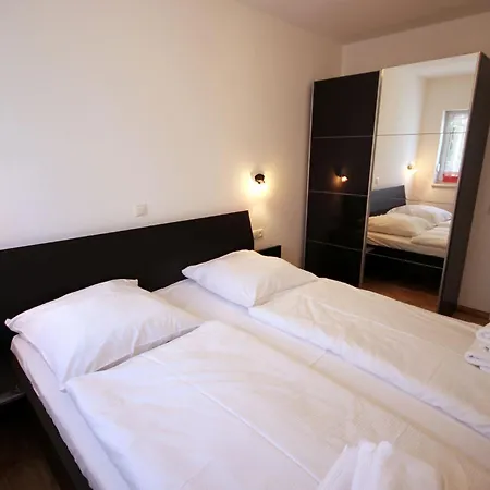 Apartment Haus Meinert - 90650 - Tom